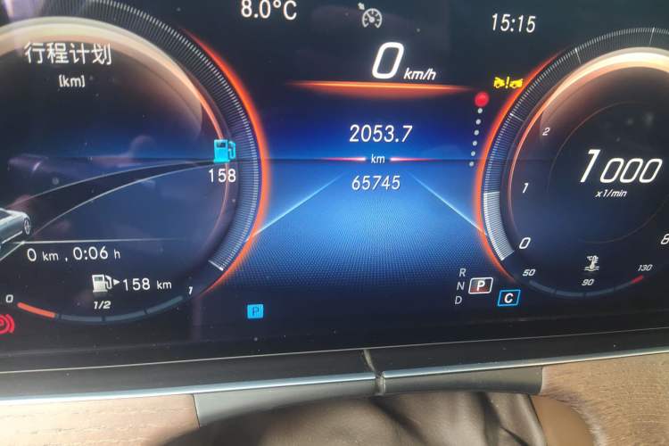 Used Mercedes-Benz E-Class 2023 Updated E 300 L Luxury Edition Odometer Close Up