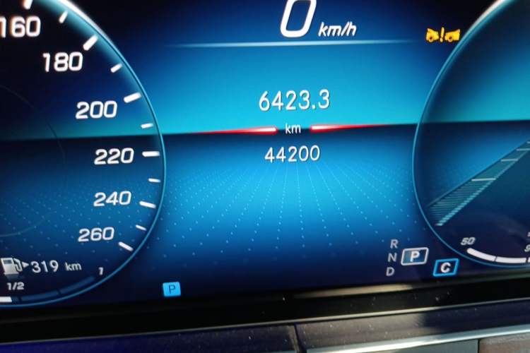 Used Mercedes-Benz E-Class 2023 E 300 L Luxury Model Odometer Close Up