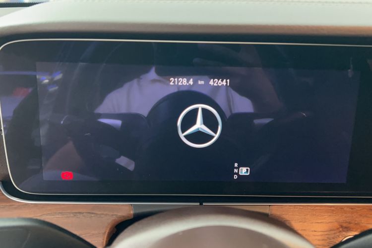 Used Mercedes-Benz E-Class 2023 E 300 L Stylish Model Odometer Close Up