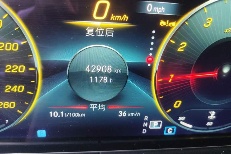 Used Mercedes-Benz E-Class 2023 Restyled E 300 L Sport Luxury Edition Odometer Close Up