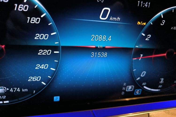 Used Mercedes-Benz E-Class 2023 Facelift E 260 L Odometer Close Up