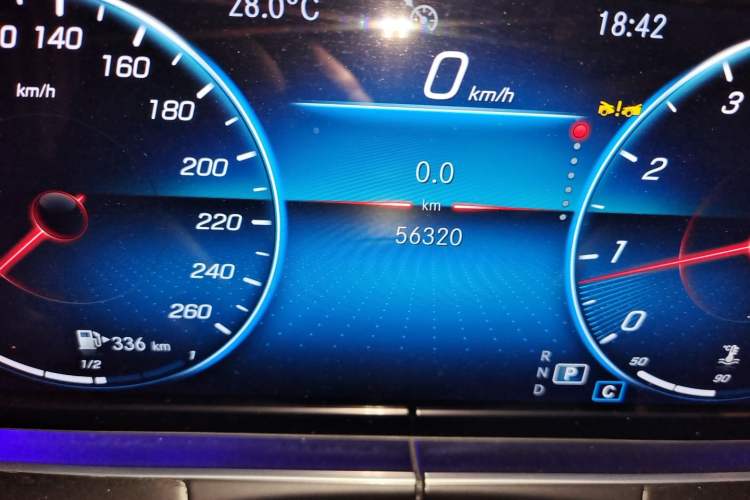 Used Mercedes-Benz E-Class 2023 Restyled E 300 L Sporty and Stylish Edition Odometer Close Up