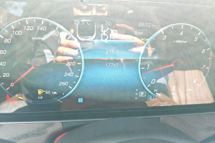 Used Mercedes-Benz E-Class 2023 Facelift E 260 L Odometer Close Up