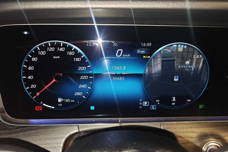 Used Mercedes-Benz E-Class 2023 E 260 L Sport Edition Odometer Close Up