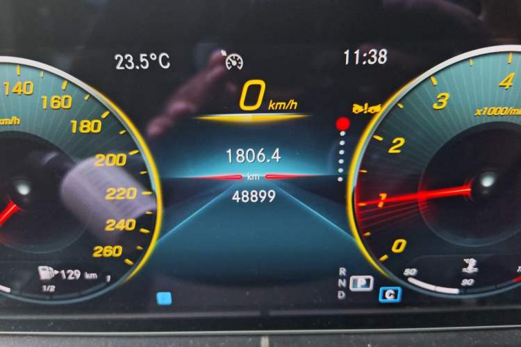 Used Mercedes-Benz E-Class 2023 Updated E 300 L Luxury Edition Odometer Close Up