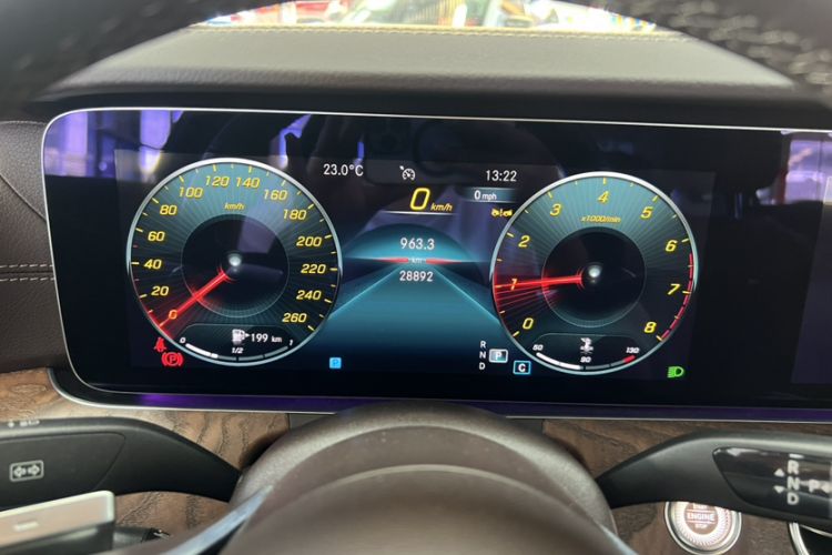 Used Mercedes-Benz E-Class 2023 Updated E 300 L Luxury Edition Odometer Close Up