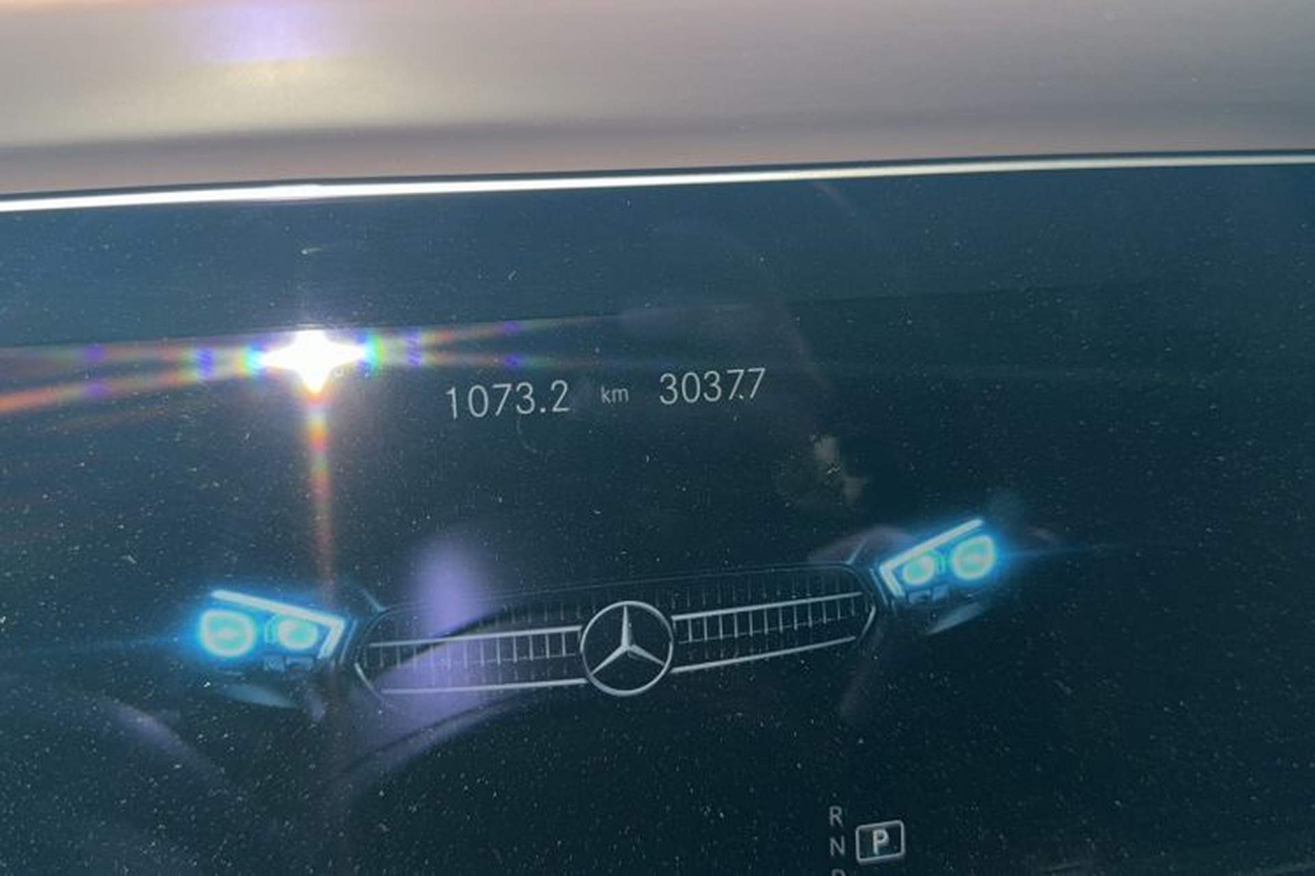 Used Mercedes-Benz E-Class 2023 Updated E 300 L Fashion Edition Odometer Close Up