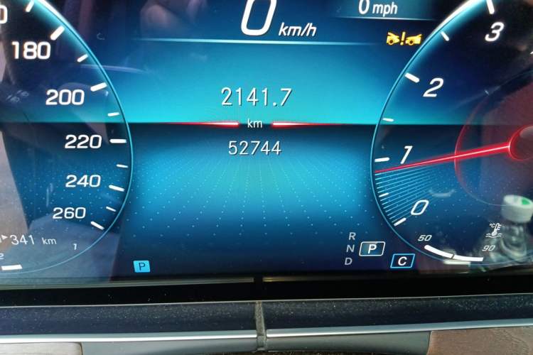 Used Mercedes-Benz E-Class 2023 E 300 L Luxury Model Odometer Close Up