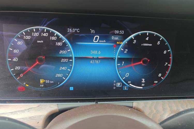 Used Mercedes-Benz E-Class 2023 Facelift E 260 L Odometer Close Up