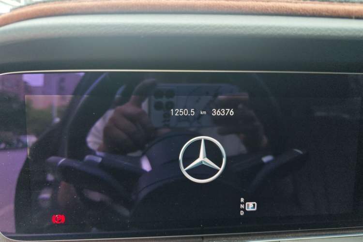 Used Mercedes-Benz E-Class 2023 E 300 L Sporty and Stylish Model Odometer Close Up