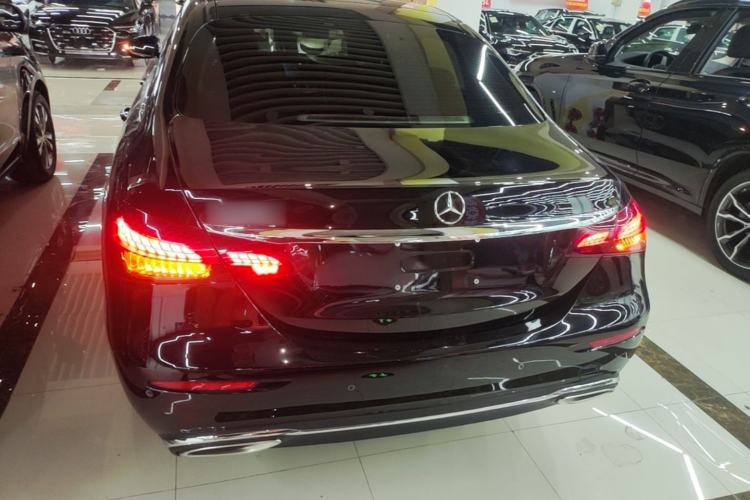 Used Mercedes-Benz E-Class 2023 Updated E 300 L Fashion Edition Rear