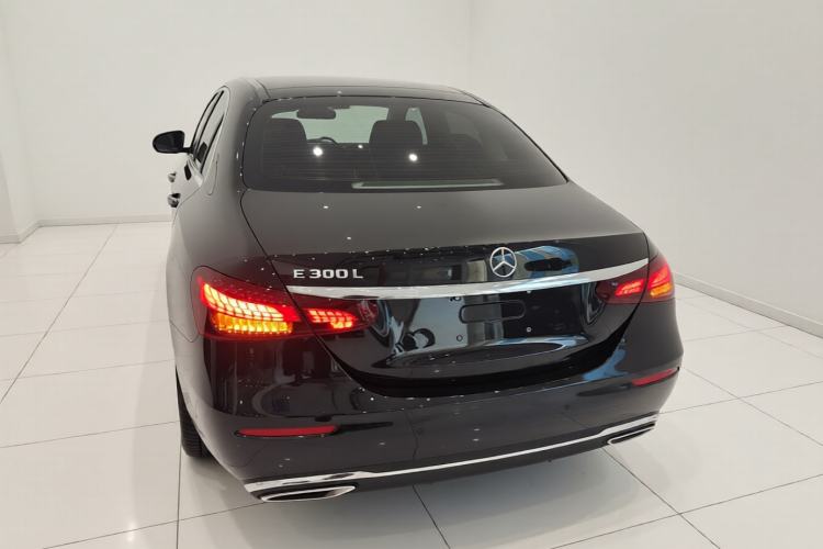 Used Mercedes-Benz E-Class 2023 Updated E 300 L Fashion Edition Rear