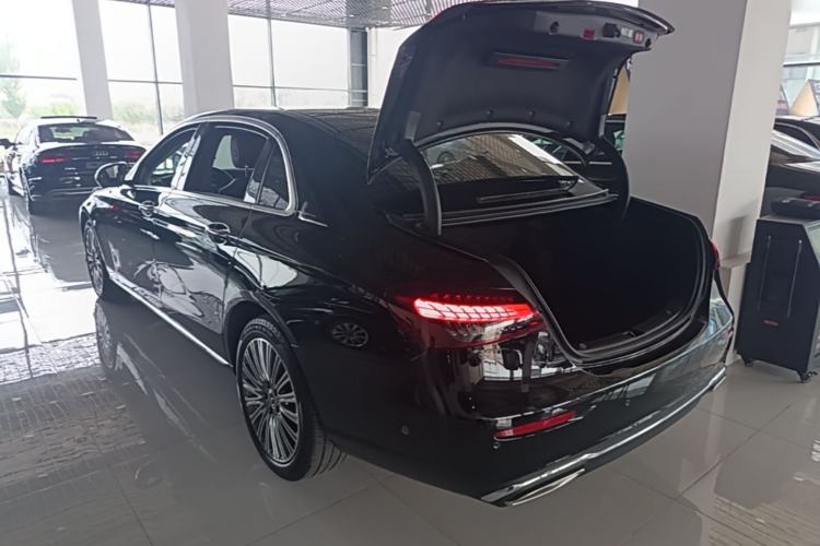 Used Mercedes-Benz E-Class 2023 Updated E 300 L Fashion Edition Rear Left 45 Deg