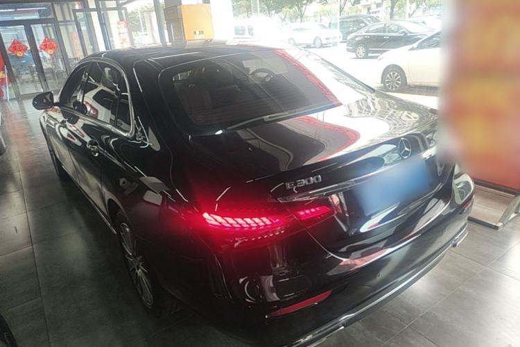 Used Mercedes-Benz E-Class 2023 Facelift E 260 L Rear Left 45 Deg