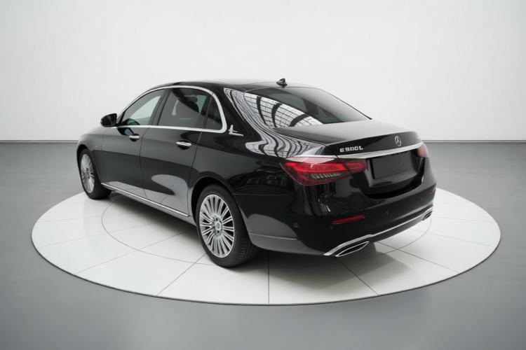 Used Mercedes-Benz E-Class 2023 Updated E 300 L Fashion Edition Rear Left 45 Deg