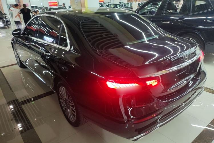 Used Mercedes-Benz E-Class 2023 Updated E 300 L Fashion Edition Rear Left 45 Deg