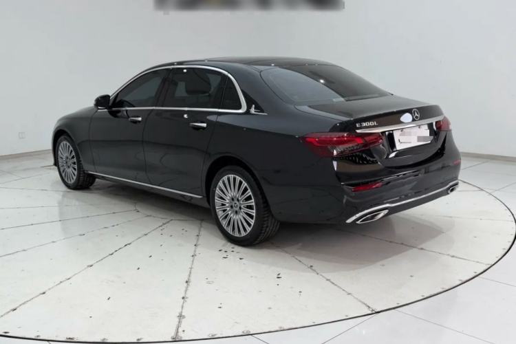 Used Mercedes-Benz E-Class 2023 Updated E 300 L Fashion Edition Rear Left 45 Deg