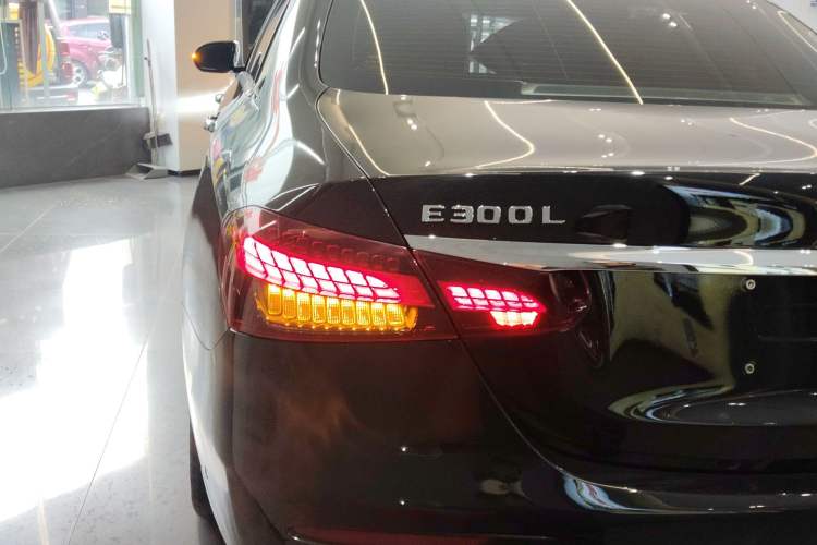 Used Mercedes-Benz E-Class 2023 Facelift E 260 L Rear Left 45 Deg