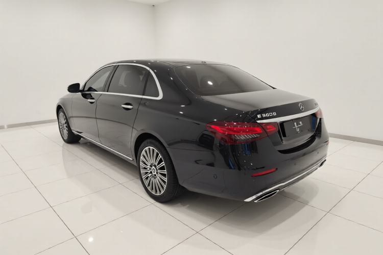 Used Mercedes-Benz E-Class 2023 Updated E 300 L Fashion Edition Rear Left 45 Deg