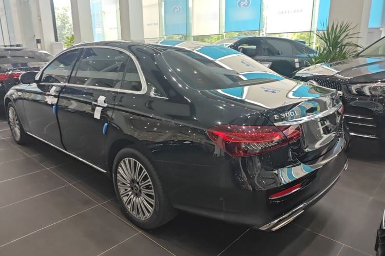 Used Mercedes-Benz E-Class 2023 Updated E 300 L Fashion Edition Rear Left 45 Deg