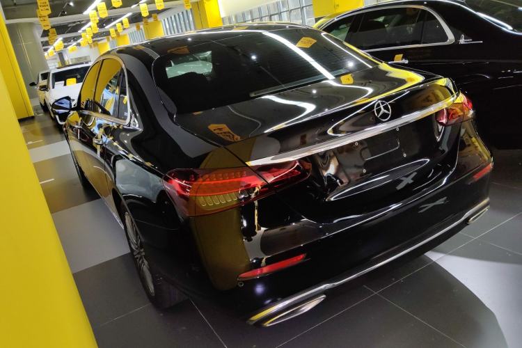 Used Mercedes-Benz E-Class 2023 Updated E 300 L Fashion Edition Rear Left 45 Deg