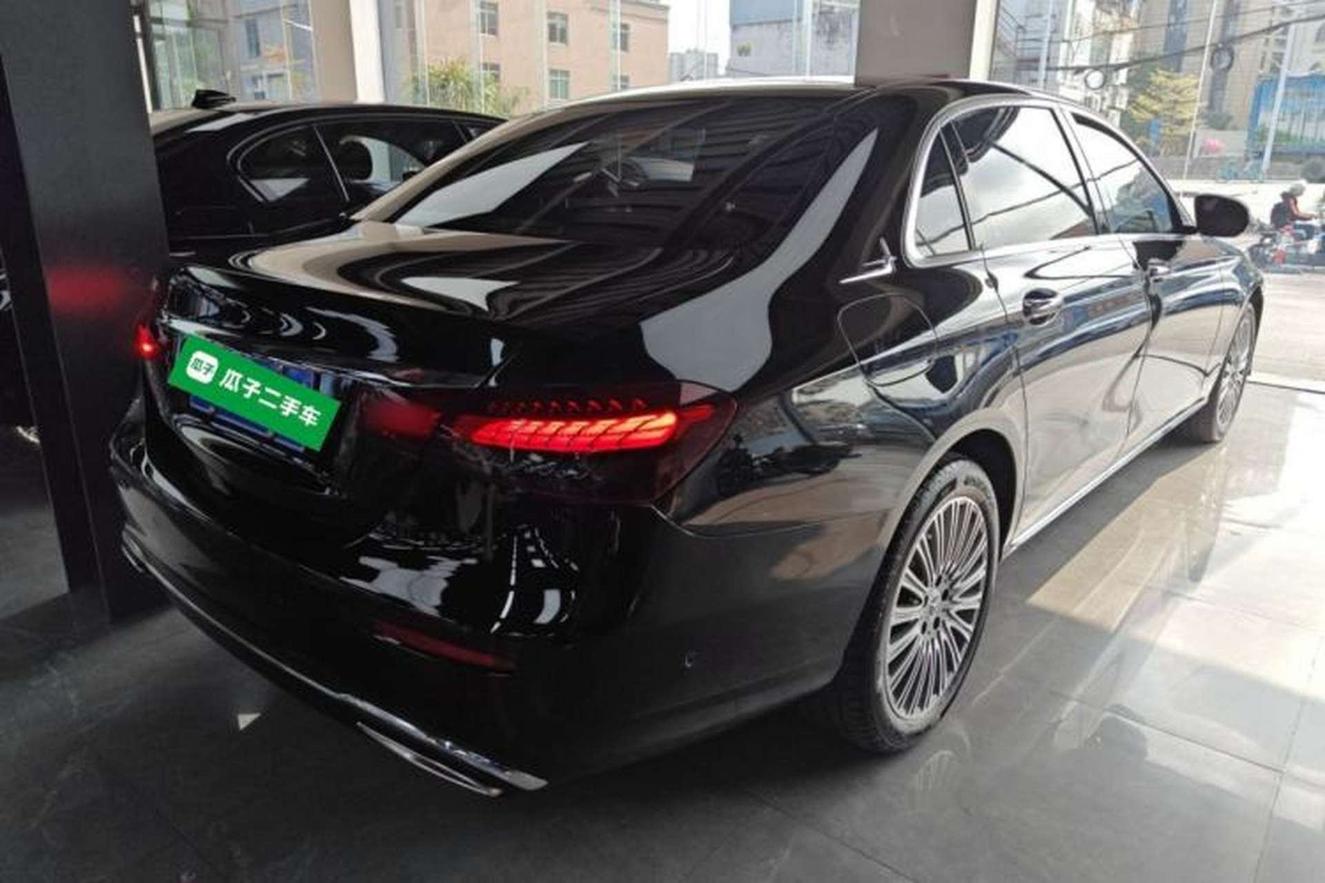Used Mercedes-Benz E-Class 2023 Updated E 300 L Fashion Edition Rear Right 45 Deg