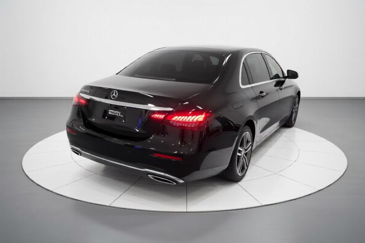 Used Mercedes-Benz E-Class 2023 Updated E 300 L Fashion Edition Rear Right 45 Deg