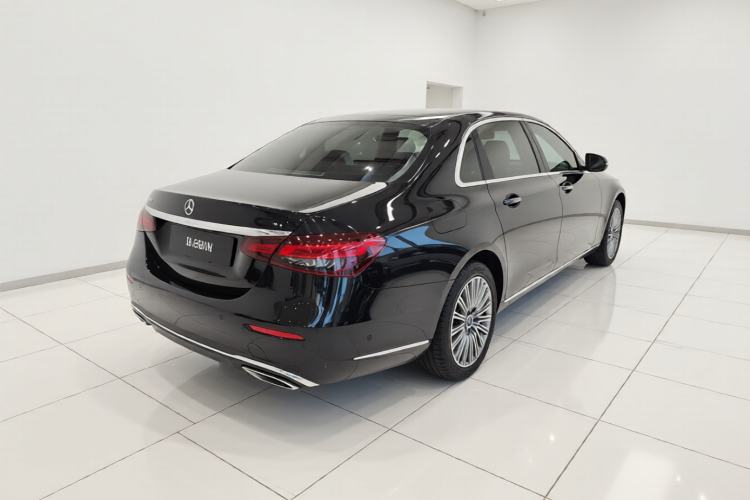 Used Mercedes-Benz E-Class 2023 Updated E 300 L Fashion Edition Rear Right 45 Deg