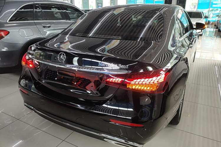 Used Mercedes-Benz E-Class 2023 Updated E 300 L Luxury Edition Rear Right 45 Deg