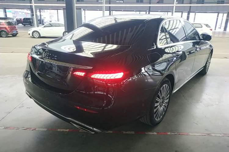 Used Mercedes-Benz E-Class 2023 Updated E 300 L Luxury Edition Rear Right 45 Deg