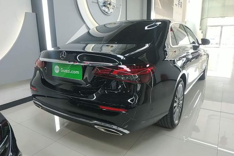 Used Mercedes-Benz E-Class 2023 Updated E 300 L Fashion Edition Rear Right 45 Deg