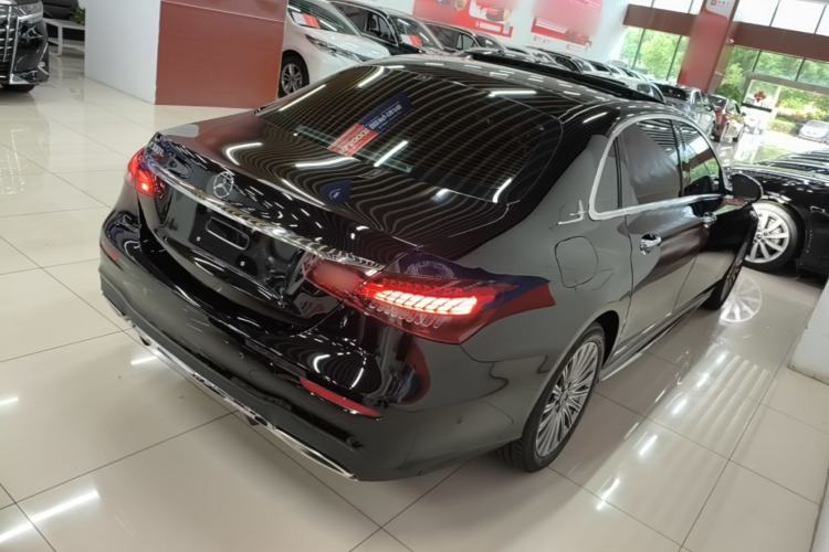 Used Mercedes-Benz E-Class 2023 Restyled E 300 L Sport Luxury Edition Rear Right 45 Deg