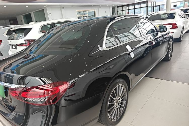 Used Mercedes-Benz E-Class 2023 Facelift E 260 L Rear Right 45 Deg