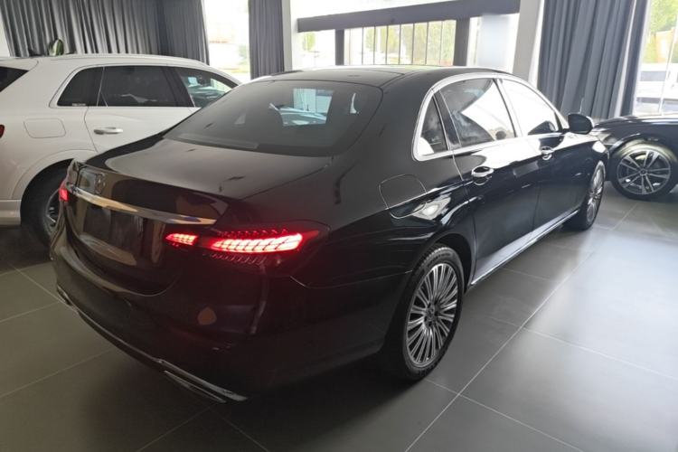 Used Mercedes-Benz E-Class 2023 Updated E 300 L Fashion Edition Rear Right 45 Deg