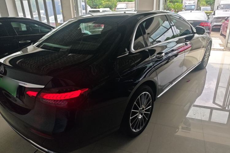 Used Mercedes-Benz E-Class 2023 Facelift E 260 L Rear Right 45 Deg