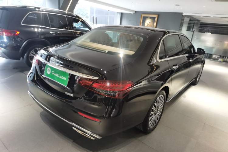 Used Mercedes-Benz E-Class 2023 Updated E 300 L Fashion Edition Rear Right 45 Deg