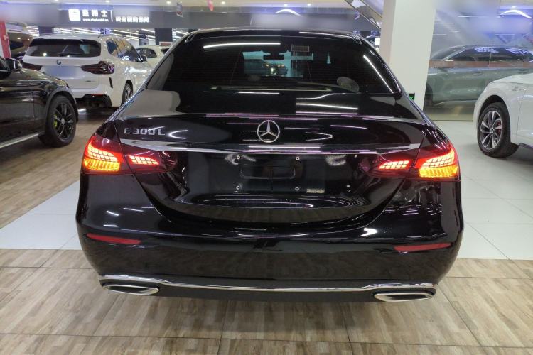 Used Mercedes-Benz E-Class 2023 Updated E 300 L Fashion Edition Rear