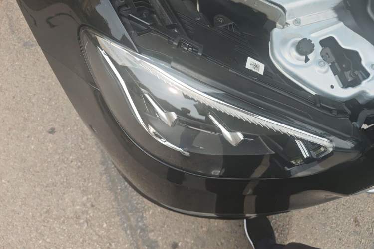 Used Mercedes-Benz E-Class 2023 Updated E 300 L Fashion Edition Right Front Headlight