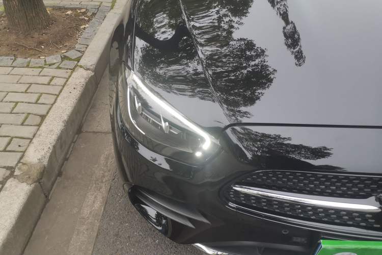 Used Mercedes-Benz E-Class 2023 Restyled E 300 L Sport Luxury Edition Right Front Headlight