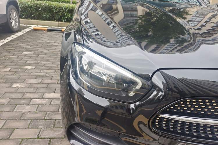 Used Mercedes-Benz E-Class 2023 E 300 L Sporty and Stylish Model Right Front Headlight