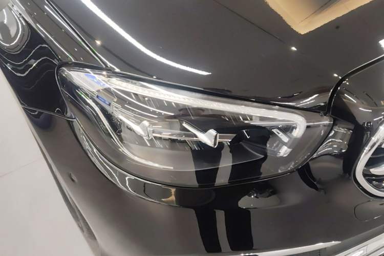 Used Mercedes-Benz E-Class 2023 E 300 L Stylish Model Right Front Headlight