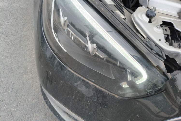Used Mercedes-Benz E-Class 2023 Updated E 300 L Fashion Edition Right Front Headlight