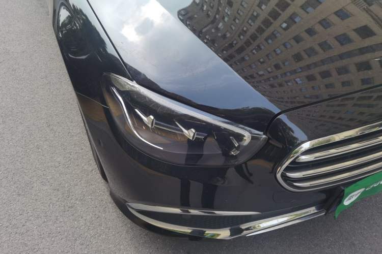 Used Mercedes-Benz E-Class 2023 Restyled E 300 L Sporty and Stylish Edition Right Front Headlight