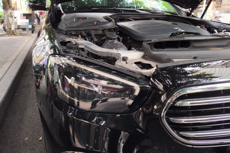 Used Mercedes-Benz E-Class 2023 Updated E 300 L Luxury Edition Right Front Headlight