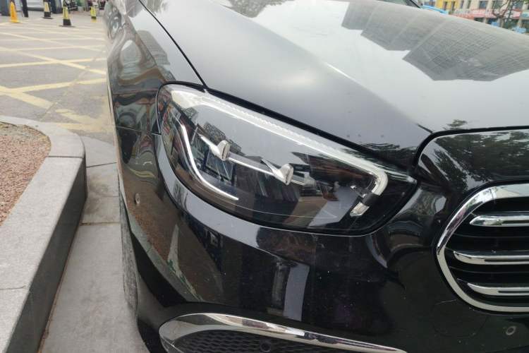 Used Mercedes-Benz E-Class 2023 E 300 L Stylish Model Right Front Headlight