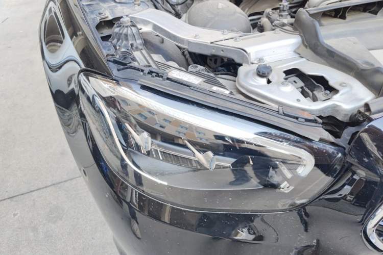 Used Mercedes-Benz E-Class 2023 E 300 L Luxury Model Right Front Headlight