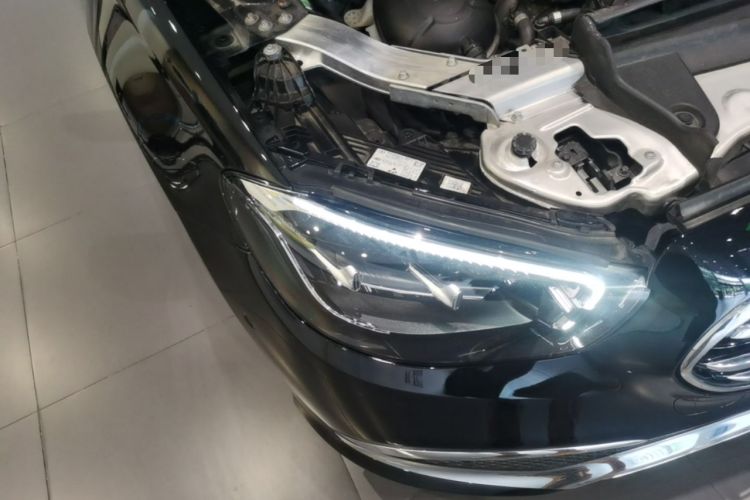 Used Mercedes-Benz E-Class 2023 E 300 L Sport Luxury Edition Right Front Headlight
