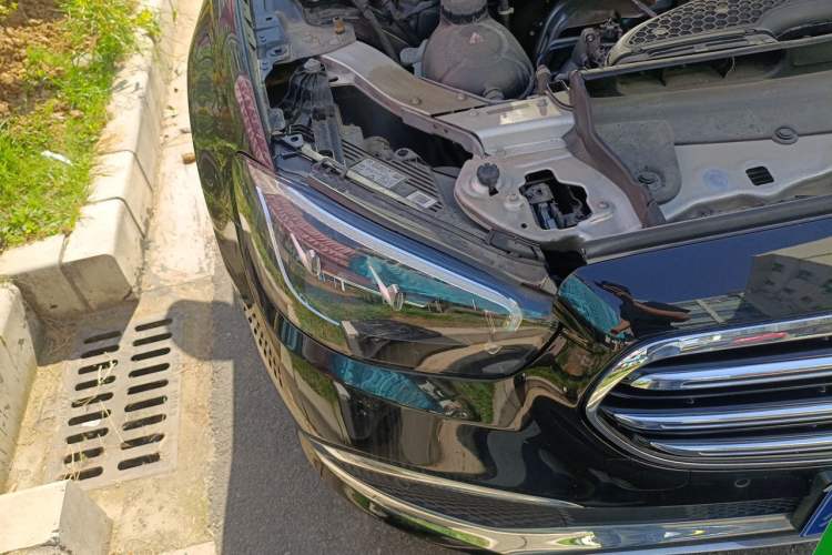 Used Mercedes-Benz E-Class 2023 Updated E 300 L Fashion Edition Right Front Headlight