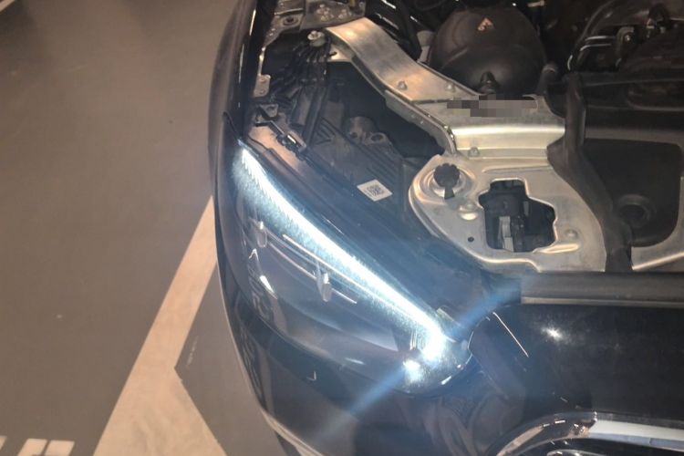 Used Mercedes-Benz E-Class 2023 E 300 L Stylish Model Right Front Headlight