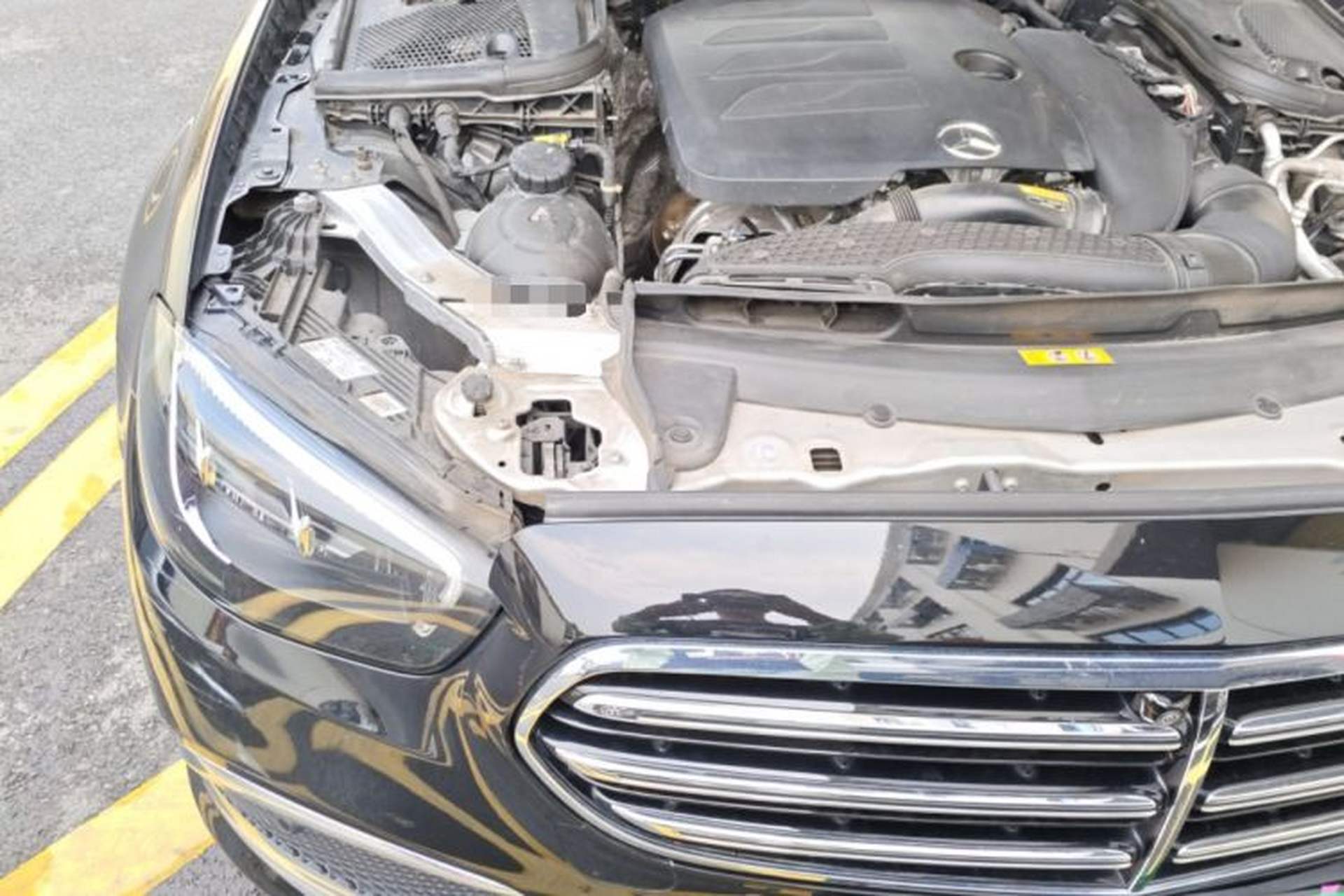 Used Mercedes-Benz E-Class 2023 E 300 L Stylish Model Right Front Headlight